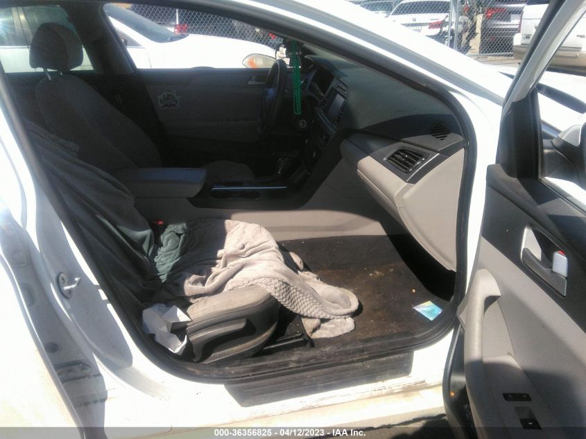 2016 HYUNDAI SONATA 2.4L SE - 5NPE24AFXGH358519
