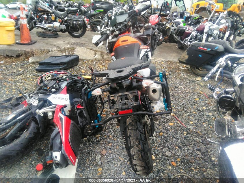 2021 KTM 890 ADVENTURE R VBKTR6403MM810218