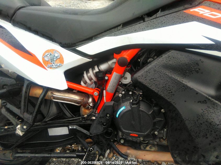 2021 KTM 890 ADVENTURE R VBKTR6403MM810218