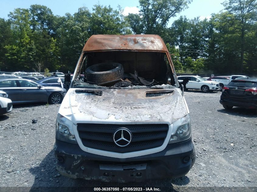 2018 MERCEDES-BENZ SPRINTER CARGO VAN WD3PE8CD8JP619476