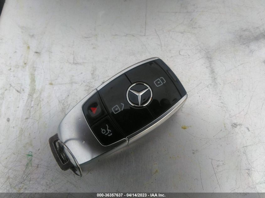 WDDZF4KB4HA235900 2017 MERCEDES-BENZ E-CLASS, photo no. 11