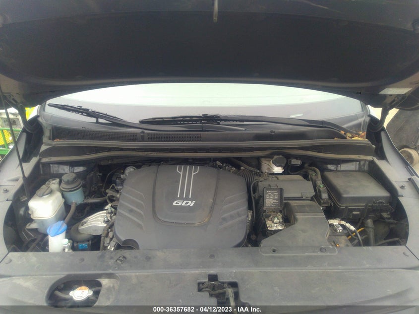 VIN KNDMB5C16H6338332 2017 KIA SEDONA LX