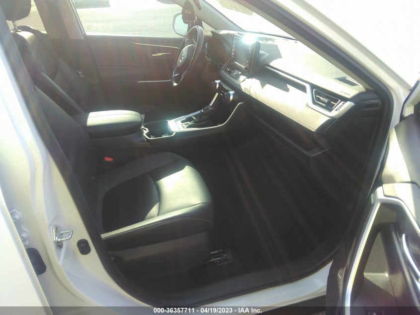 VIN 2T3C1RFV1LC085031 2020 TOYOTA RAV4 XLE PREMIUM