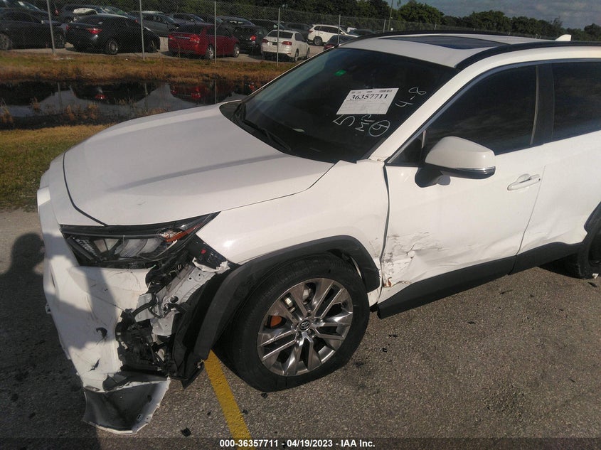 VIN 2T3C1RFV1LC085031 2020 TOYOTA RAV4 XLE PREMIUM
