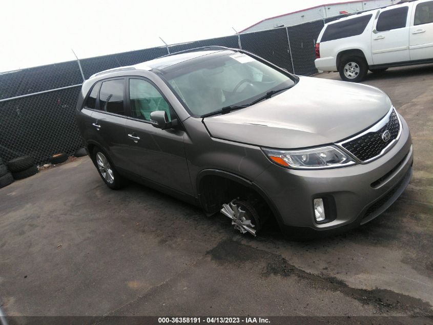 2015 KIA SORENTO EX - 5XYKU4A77FG581385