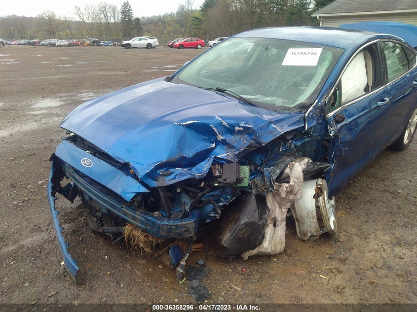 VIN 3FA6P0HD3JR127104 2018 FORD FUSION SE