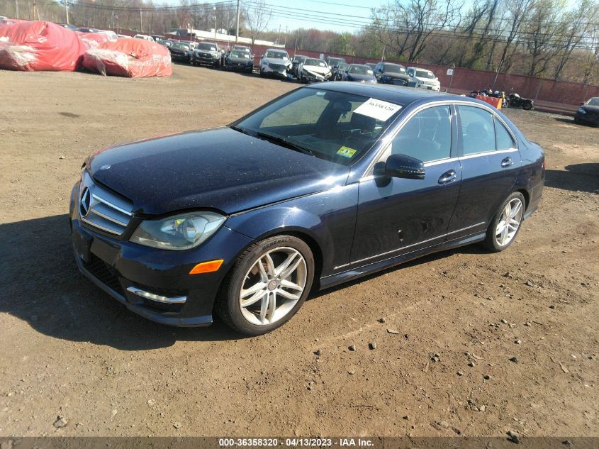 2013 MERCEDES-BENZ C-CLASS C 300 - WDDGF8AB6DR277335