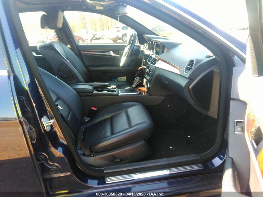 2013 MERCEDES-BENZ C-CLASS C 300 - WDDGF8AB6DR277335
