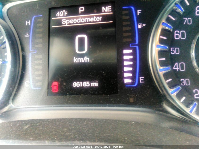 2015 CHRYSLER 200 LX - 1C3CCCFB8FN618424