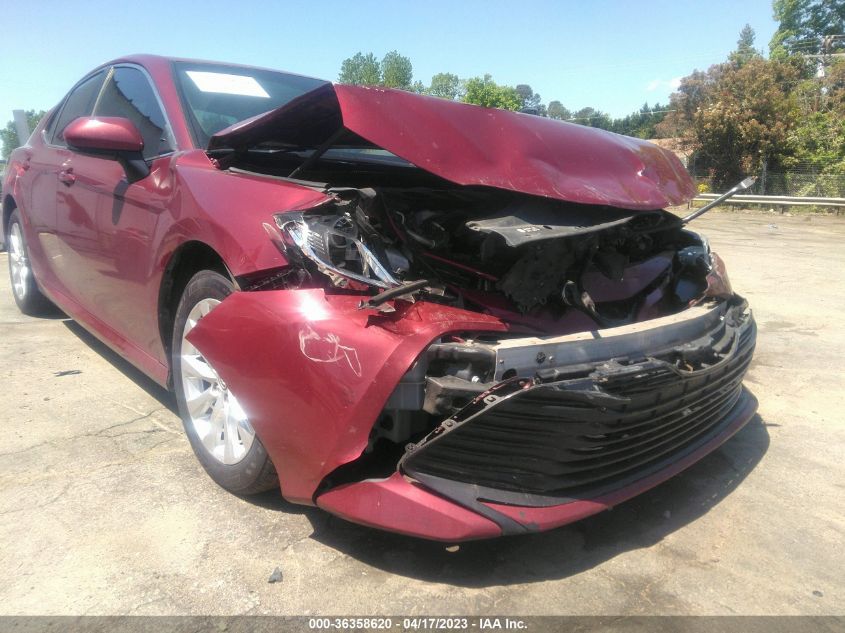 2018 TOYOTA CAMRY LE/SE/XLE/L - 4T1B11HKXJU501985