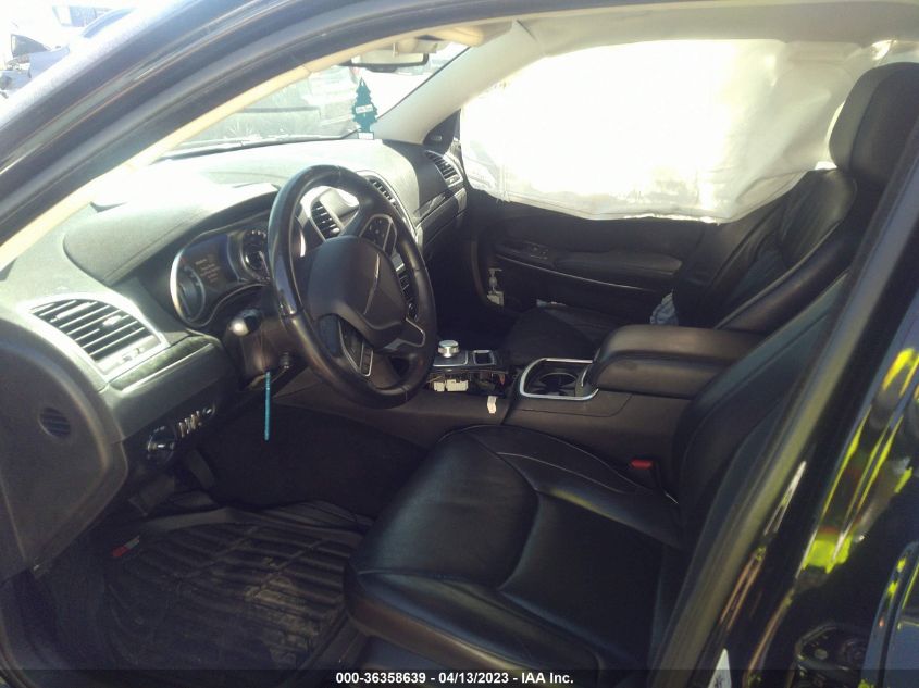 2019 CHRYSLER 300 LIMITED - 2C3CCAEG0KH585746