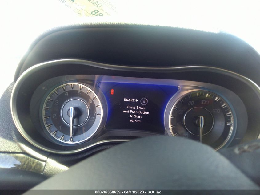 2019 CHRYSLER 300 LIMITED - 2C3CCAEG0KH585746
