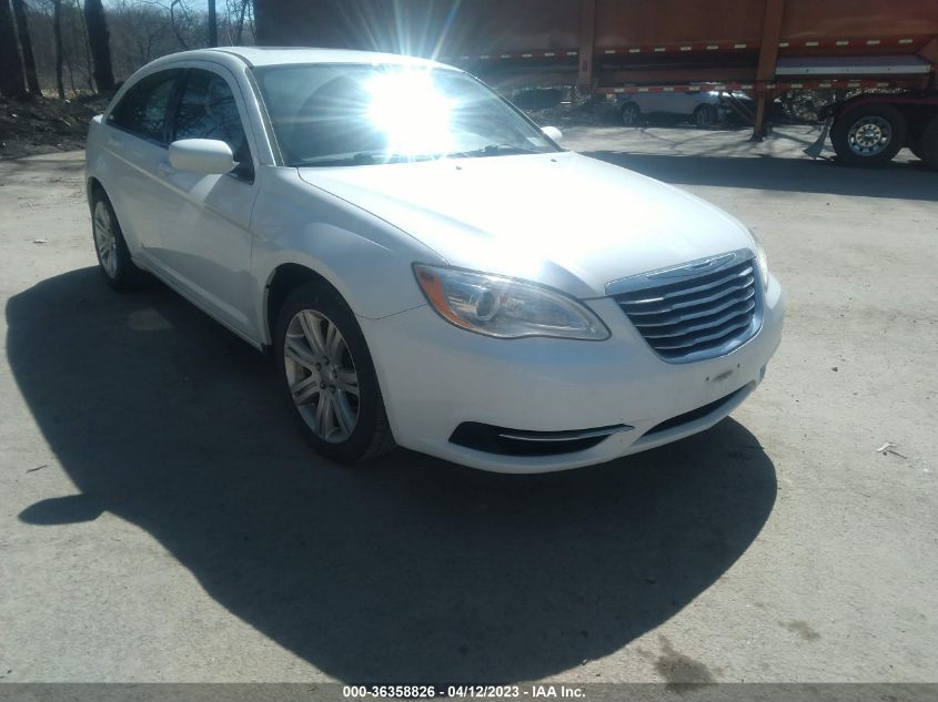 2013 CHRYSLER 200 TOURING - 1C3CCBBBXDN595824