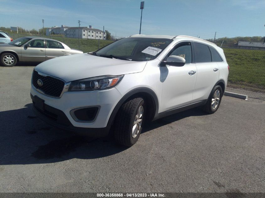 2016 KIA SORENTO LX - 5XYPG4A51GG178077