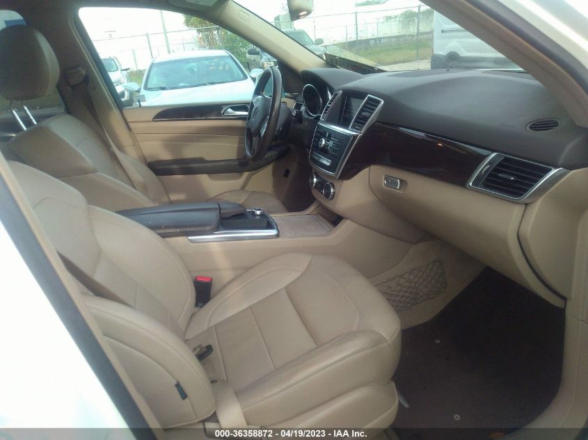 2015 MERCEDES-BENZ M-CLASS ML 350 - 4JGDA5HB1FA448361