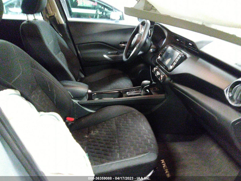 VIN 3N1CP5CV9PL465888 2023 NISSAN KICKS SV
