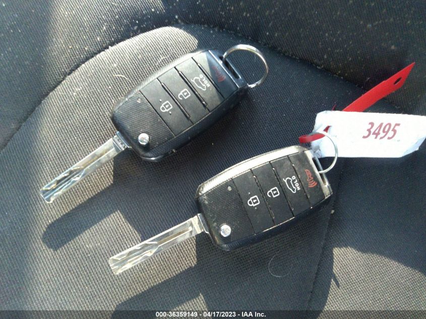 2015 KIA SOUL BASE - KNDJN2A27F7167005