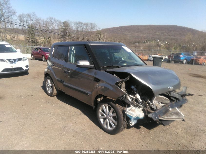 2013 KIA SOUL + - KNDJT2A60D7585234
