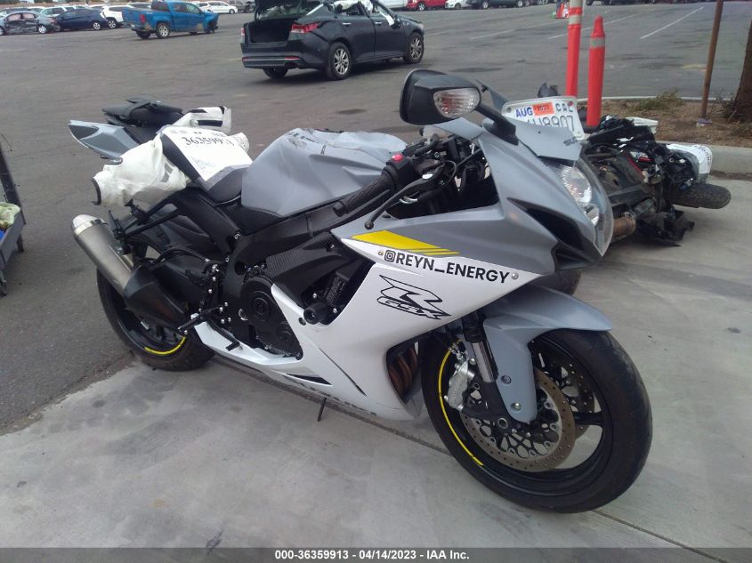 2022 SUZUKI GSX-R600 - JS1GN7FA8N7101255