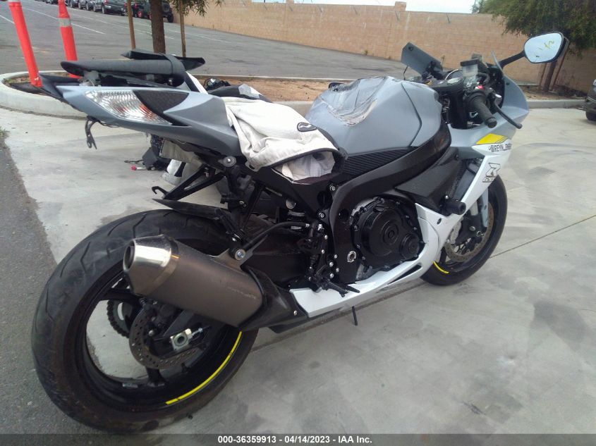 2022 SUZUKI GSX-R600 - JS1GN7FA8N7101255