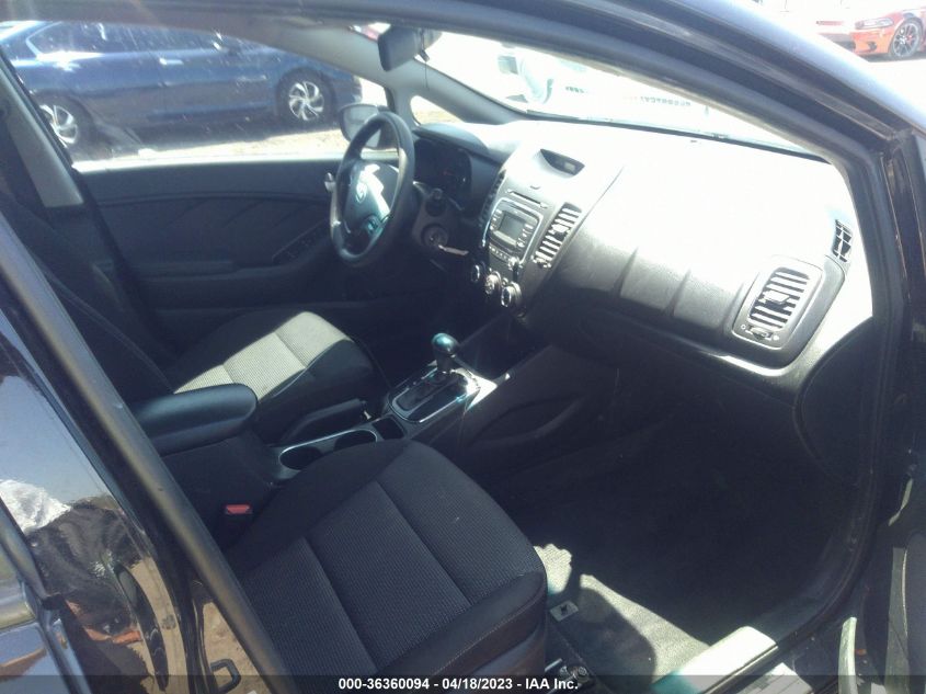 2017 KIA FORTE LX - 3KPFK4A73HE158195