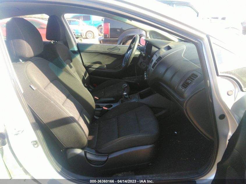 2016 KIA FORTE LX - KNAFK4A63G5617837