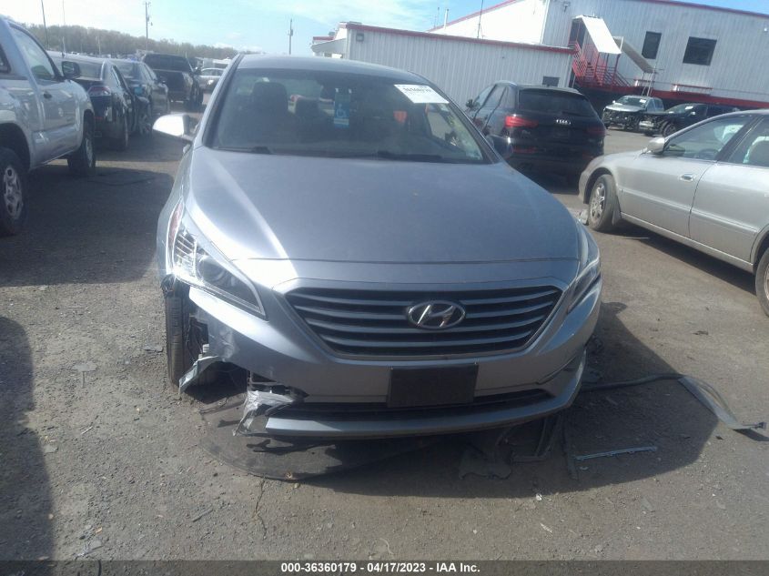 2016 HYUNDAI SONATA 2.4L SE - 5NPE24AF7GH370109
