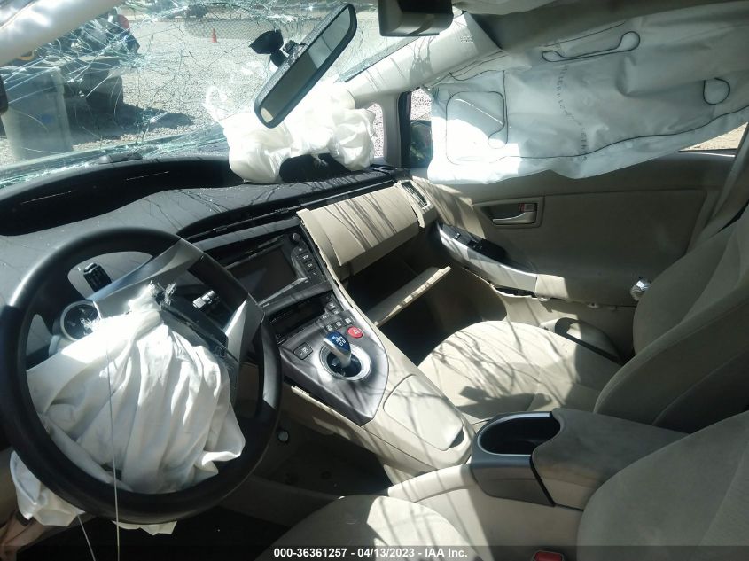 2015 TOYOTA PRIUS FOUR - JTDKN3DU4F1905501