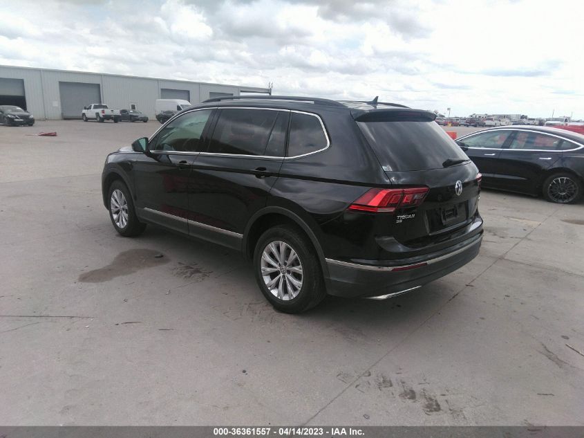 2018 VOLKSWAGEN TIGUAN SEL/SE - 3VV2B7AX9JM056459