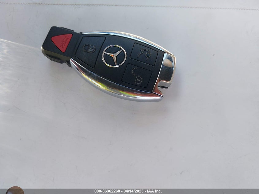 VIN 55SWF4JB8JU253794 2018 MERCEDES-BENZ C-CLASS C 300
