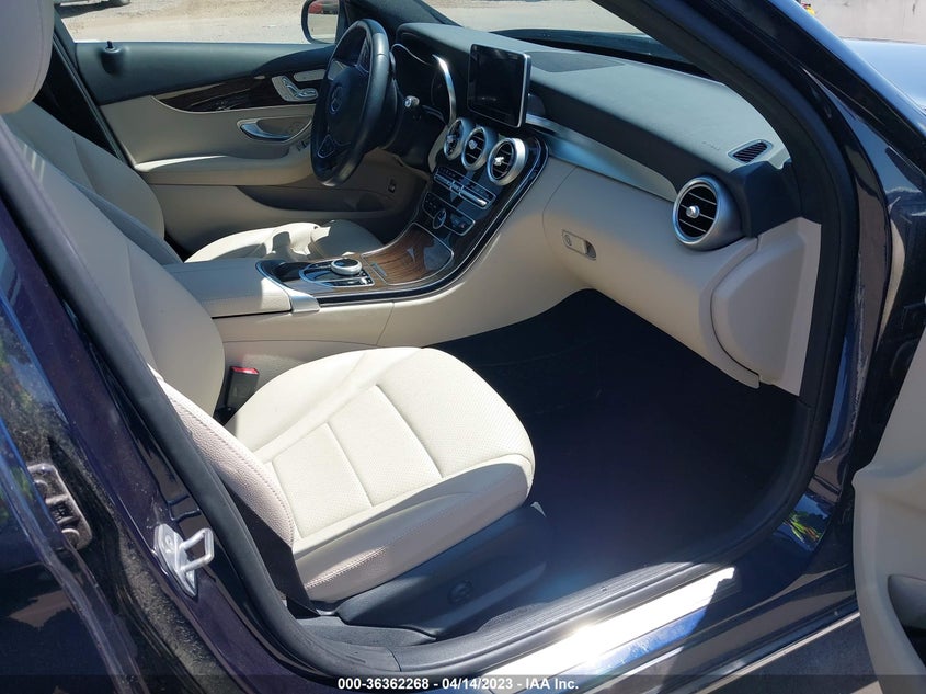 VIN 55SWF4JB8JU253794 2018 MERCEDES-BENZ C-CLASS C 300
