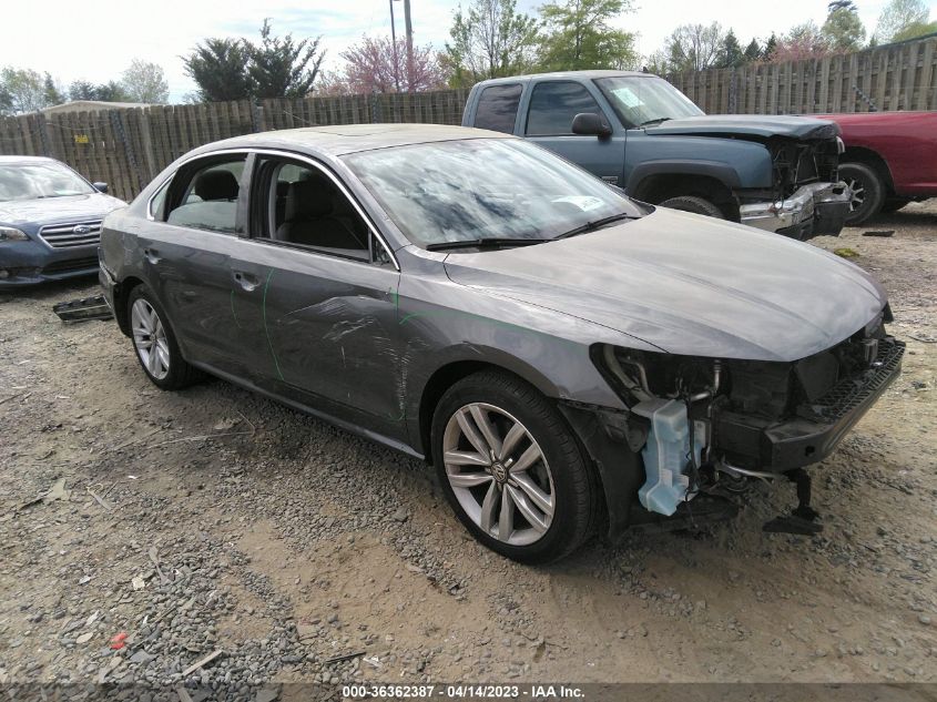 2017 VOLKSWAGEN PASSAT 1.8T SE W/TECHNOLOGY - 1VWGT7A30HC057295