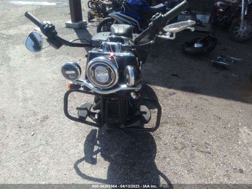 2020 HARLEY-DAVIDSON FLHCS 1HD1YBK18LB066656