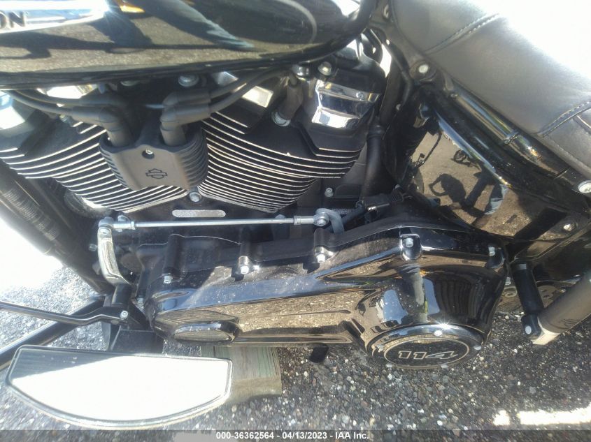 2020 HARLEY-DAVIDSON FLHCS 1HD1YBK18LB066656