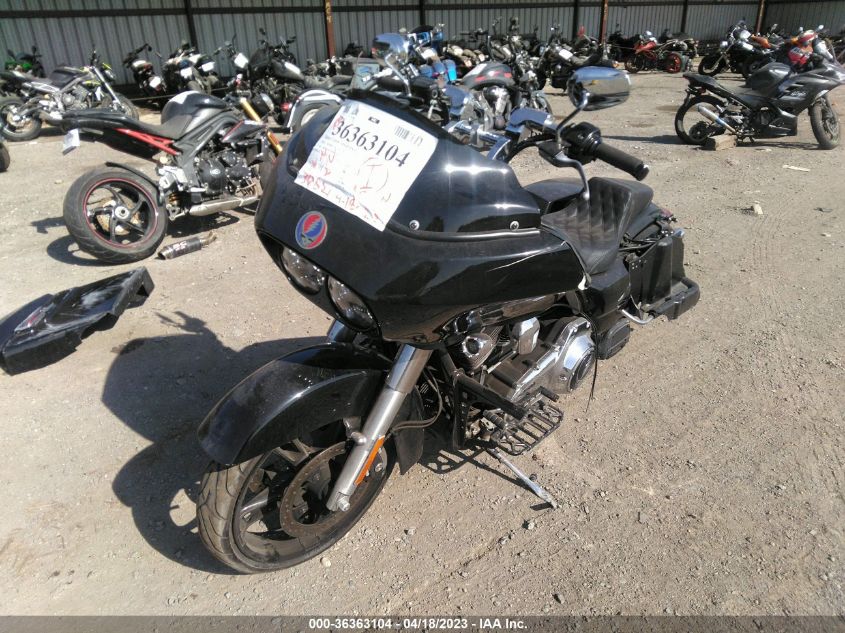 2011 HARLEY-DAVIDSON FLTRU - 1HD1KGM36BB652784
