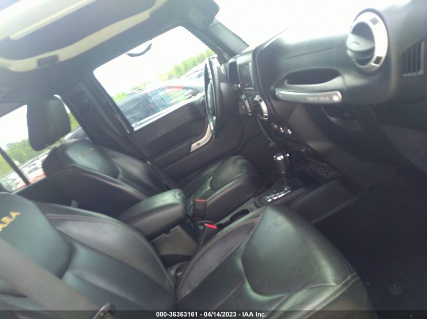 2015 JEEP WRANGLER UNLIMITED SAHARA - 1C4BJWEG9FL639788