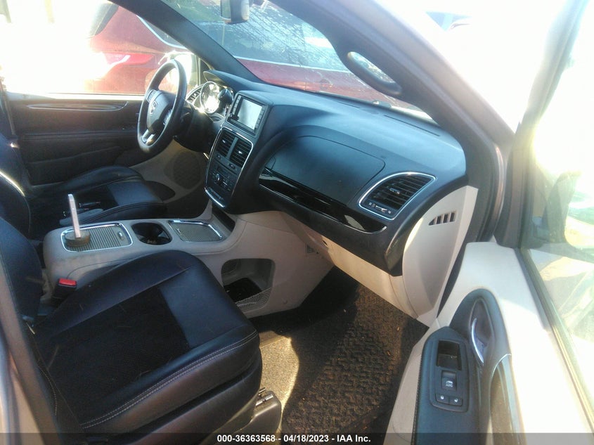 VIN 2C4RDGCG3HR554566 2017 DODGE GRAND CARAVAN SXT