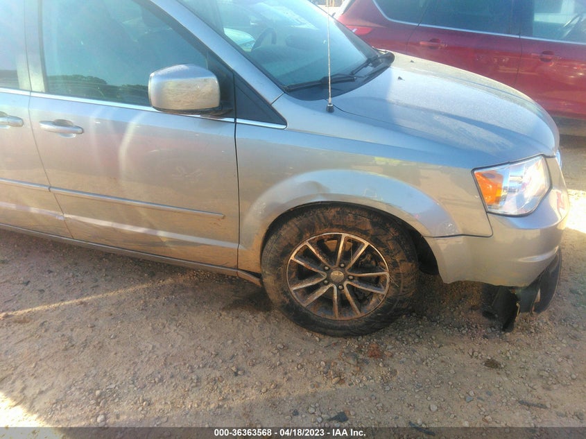 VIN 2C4RDGCG3HR554566 2017 DODGE GRAND CARAVAN SXT