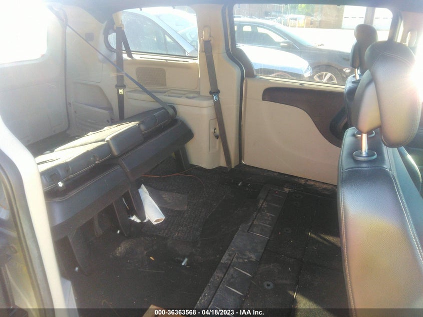 VIN 2C4RDGCG3HR554566 2017 DODGE GRAND CARAVAN SXT