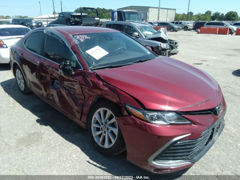 2021 TOYOTA CAMRY LE - 4T1C11AK6MU513389