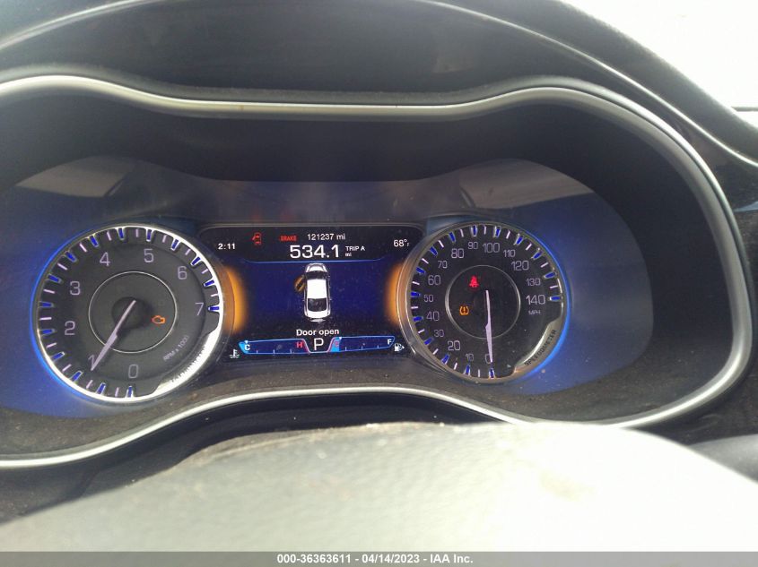 2016 CHRYSLER 200 C - 1C3CCCCB9GN107813