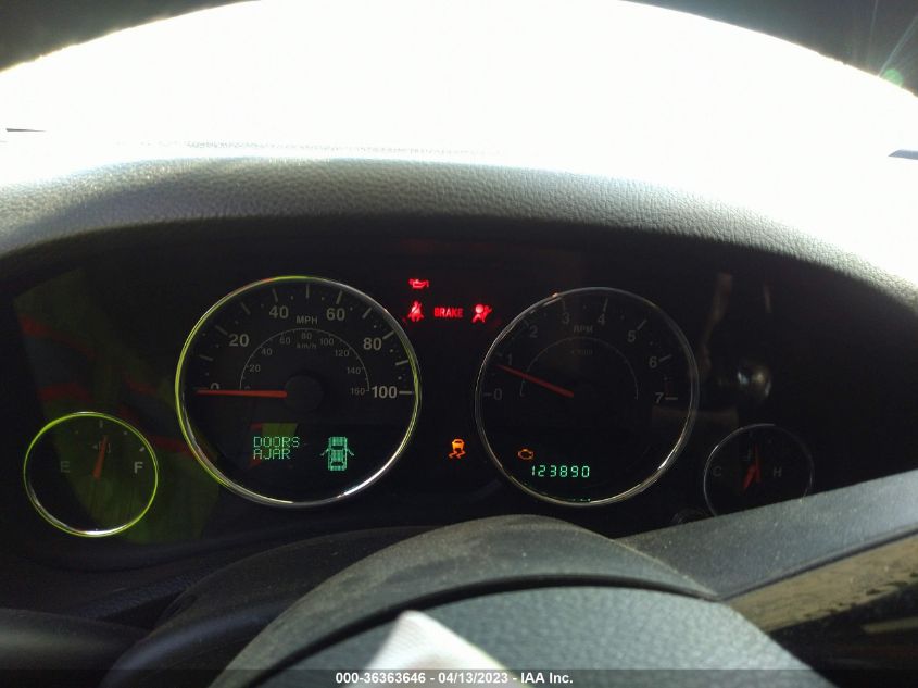 2014 JEEP WRANGLER UNLIMITED SAHARA - 1C4BJWEG6EL281094