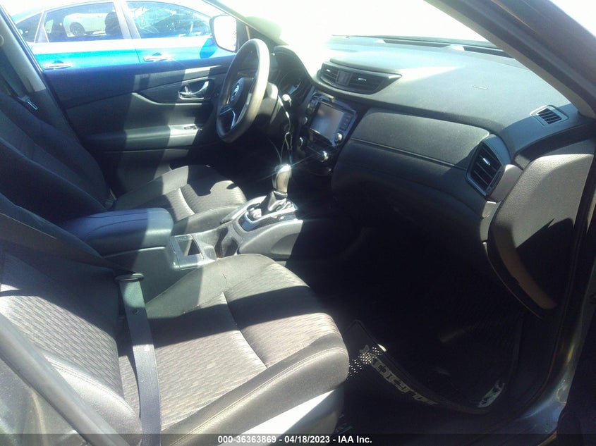 VIN KNMAT2MV6JP533203 2018 NISSAN ROGUE S