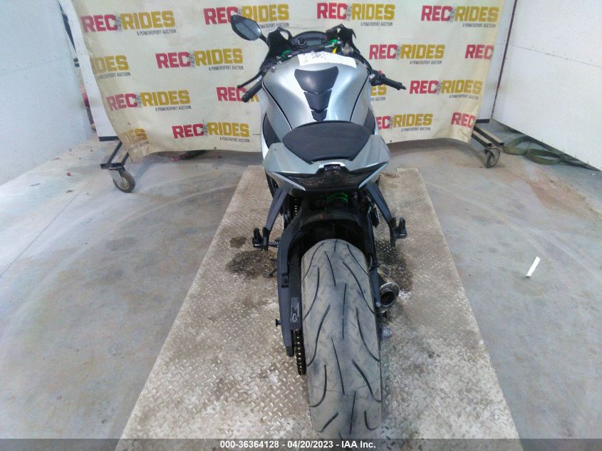 2018 KAWASAKI ZX1000 S JKAZXCS14JA015813