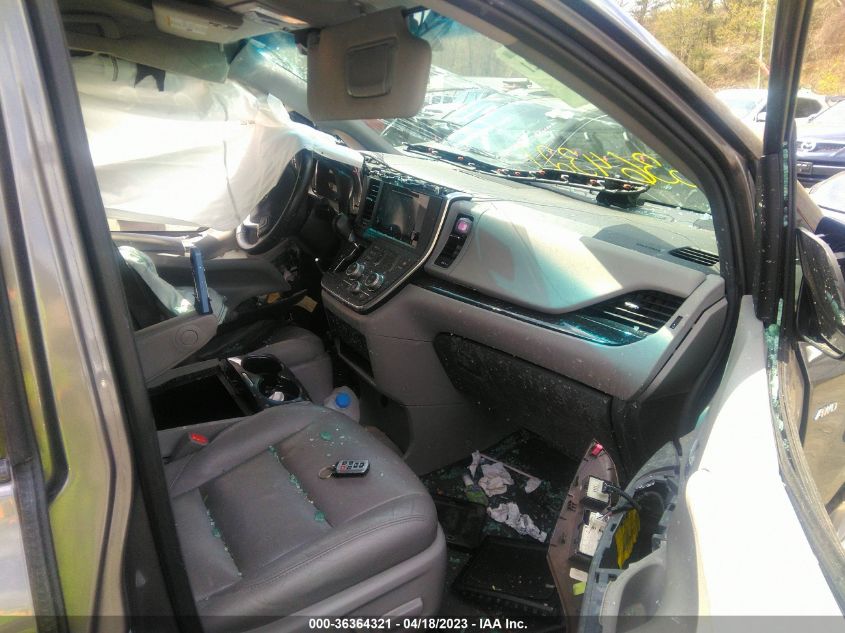 2017 TOYOTA SIENNA XLE - 5TDDZ3DC1HS155923