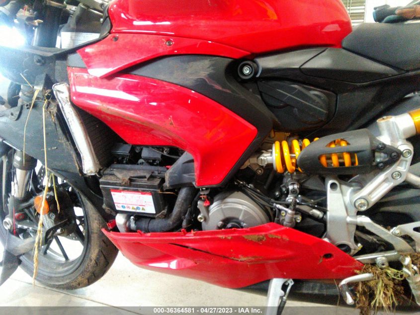 2022 DUCATI PANIGALE V2 ZDMHAATW7NB009333