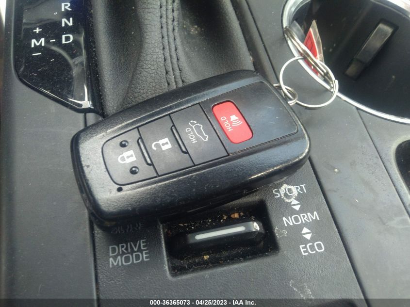 2021 TOYOTA HIGHLANDER XLE - 5TDHZRBH7MS066760