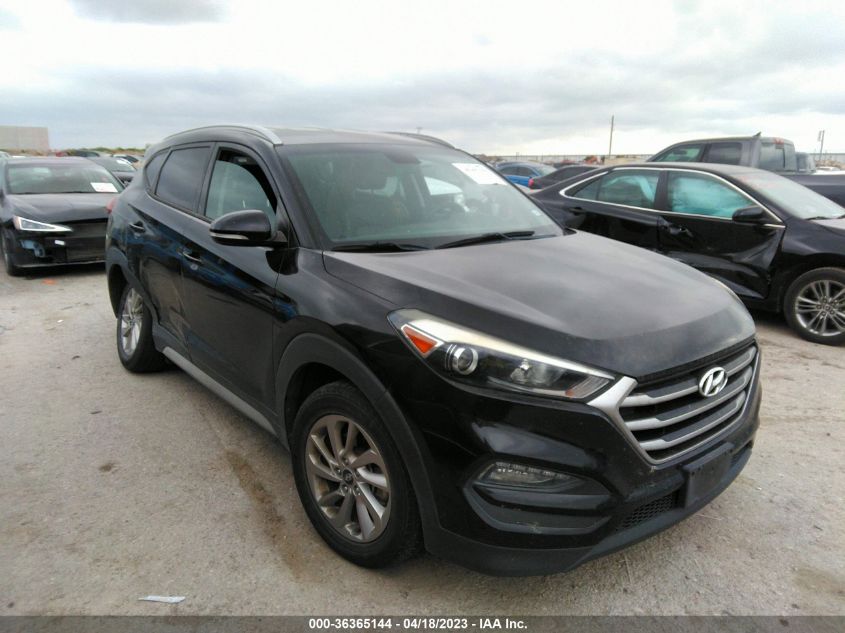 2017 HYUNDAI TUCSON SE PLUS - KM8J33A44HU364131
