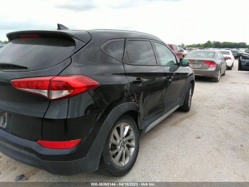 2017 HYUNDAI TUCSON SE PLUS - KM8J33A44HU364131