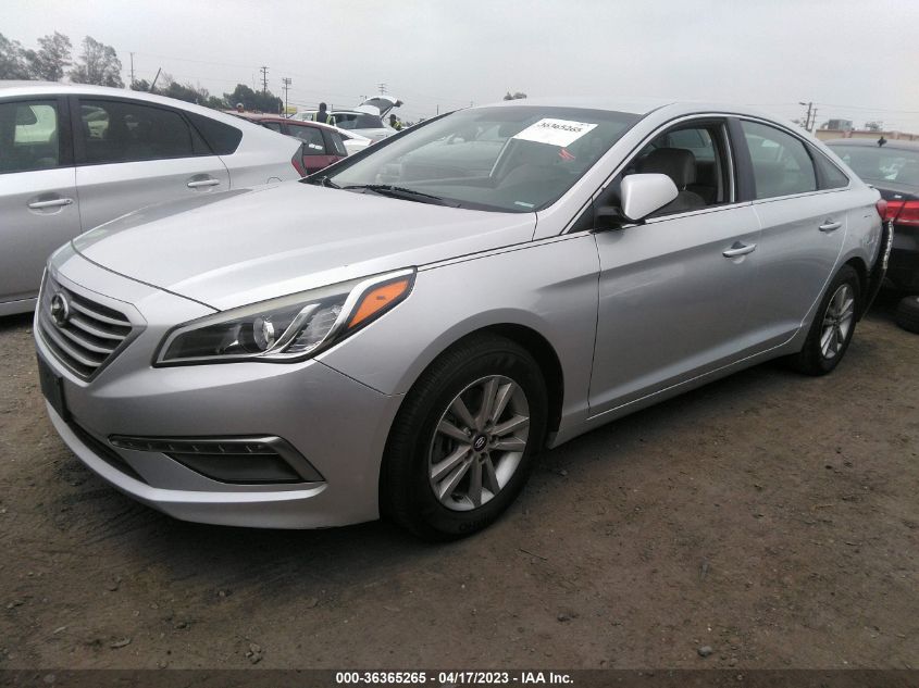 2015 HYUNDAI SONATA 2.4L SE - 5NPE24AF5FH222538